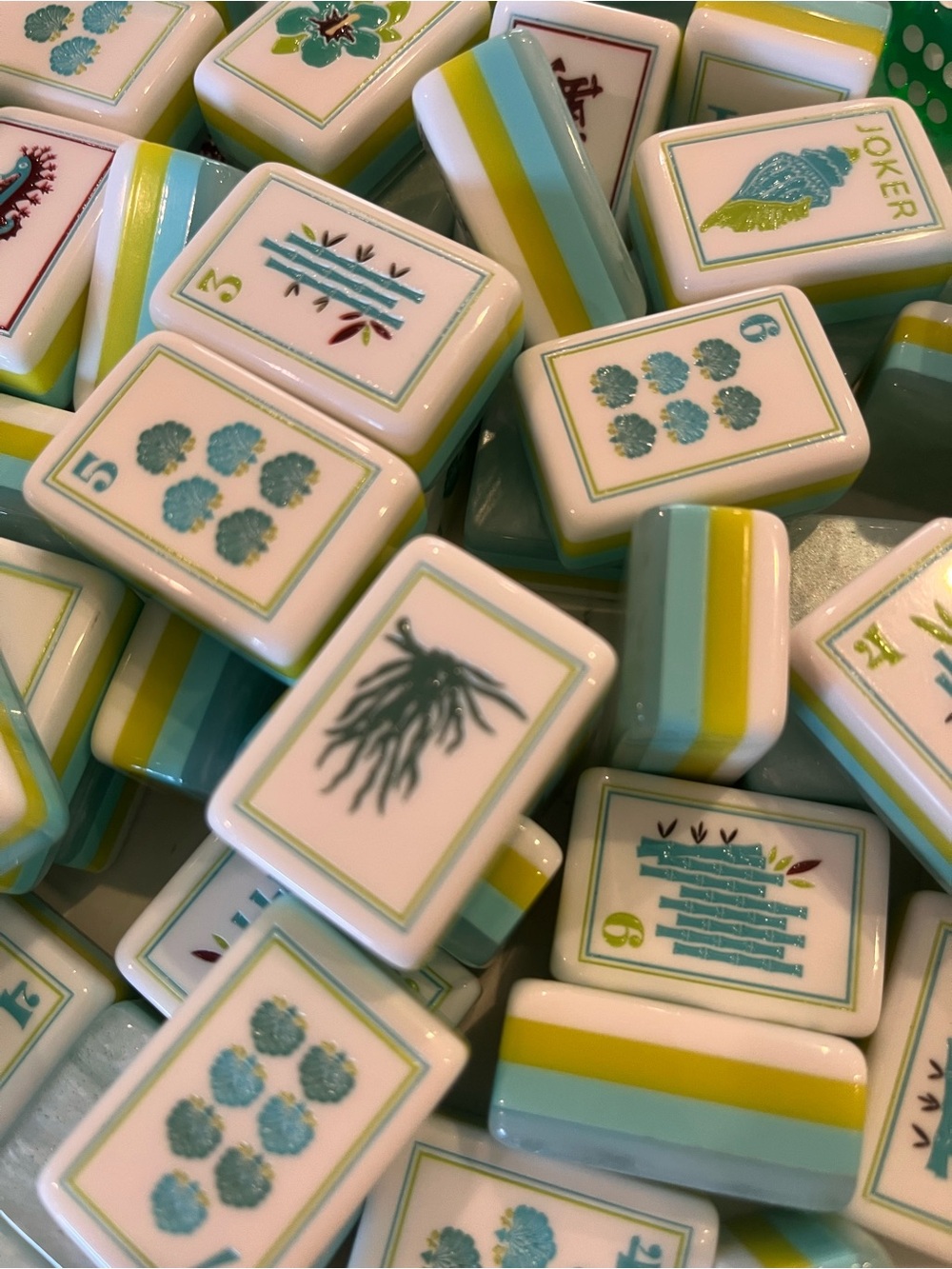 Mahjong Tile Set w/Dice 4 Layer Ocean Beach Blue Green Similar to Coral & Coast - Picture 5 of 11